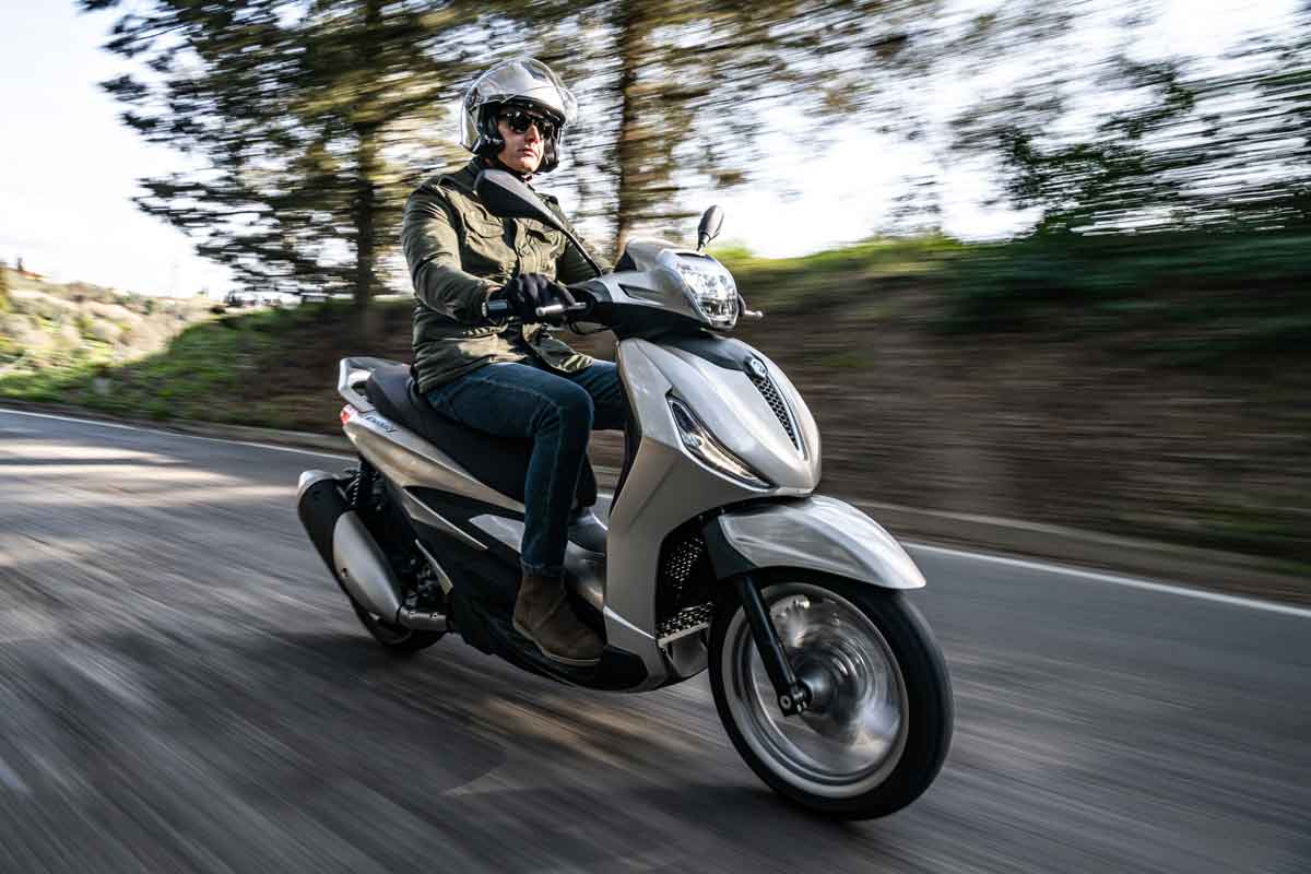 piaggio beverly 300 accion