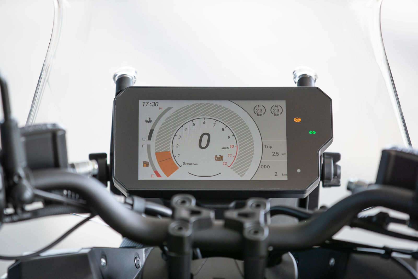 prueba rieju x over 357 detalle 2