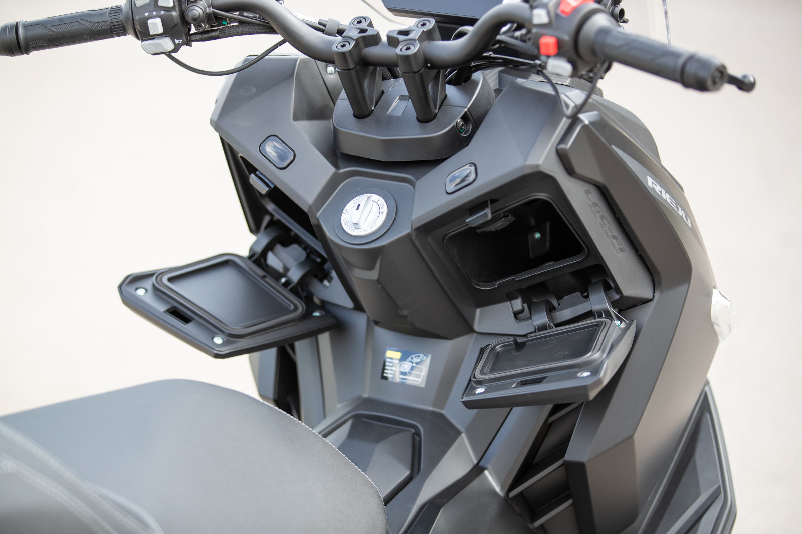 prueba rieju x over 357 detalle 3