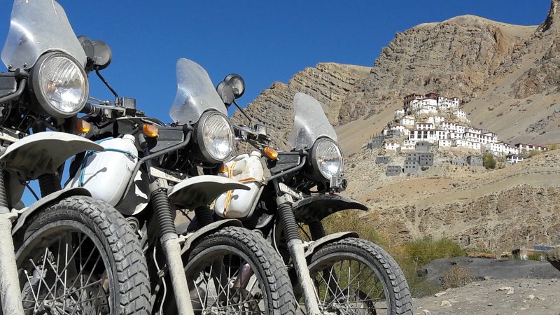 royal enfield himalayan challenge 1