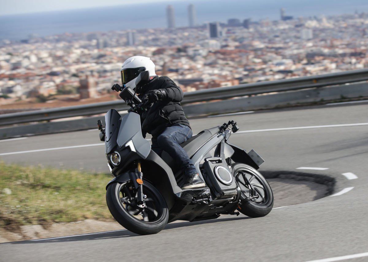 Dos proyectos para mejorar la siniestralidad en moto en Barcelona (image)