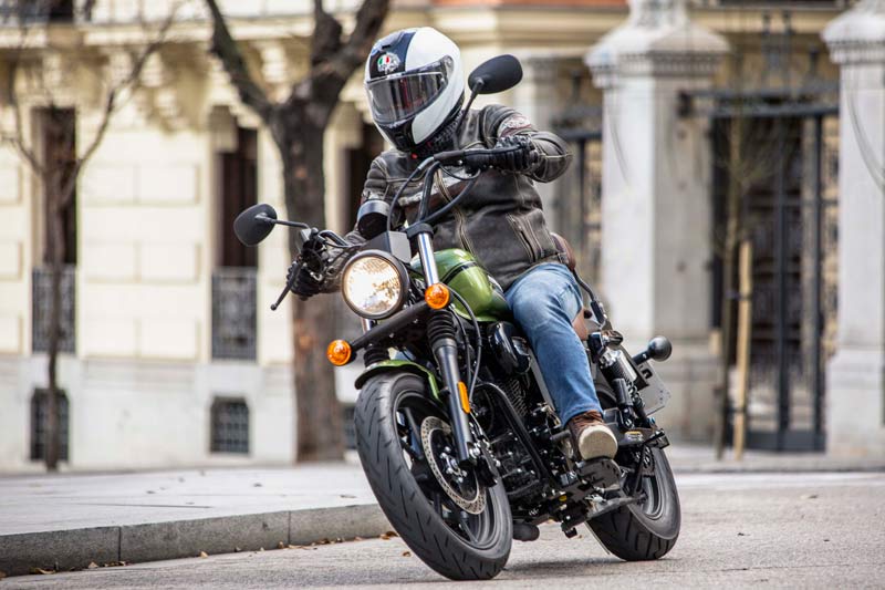 um renegade sport prueba accion frontal