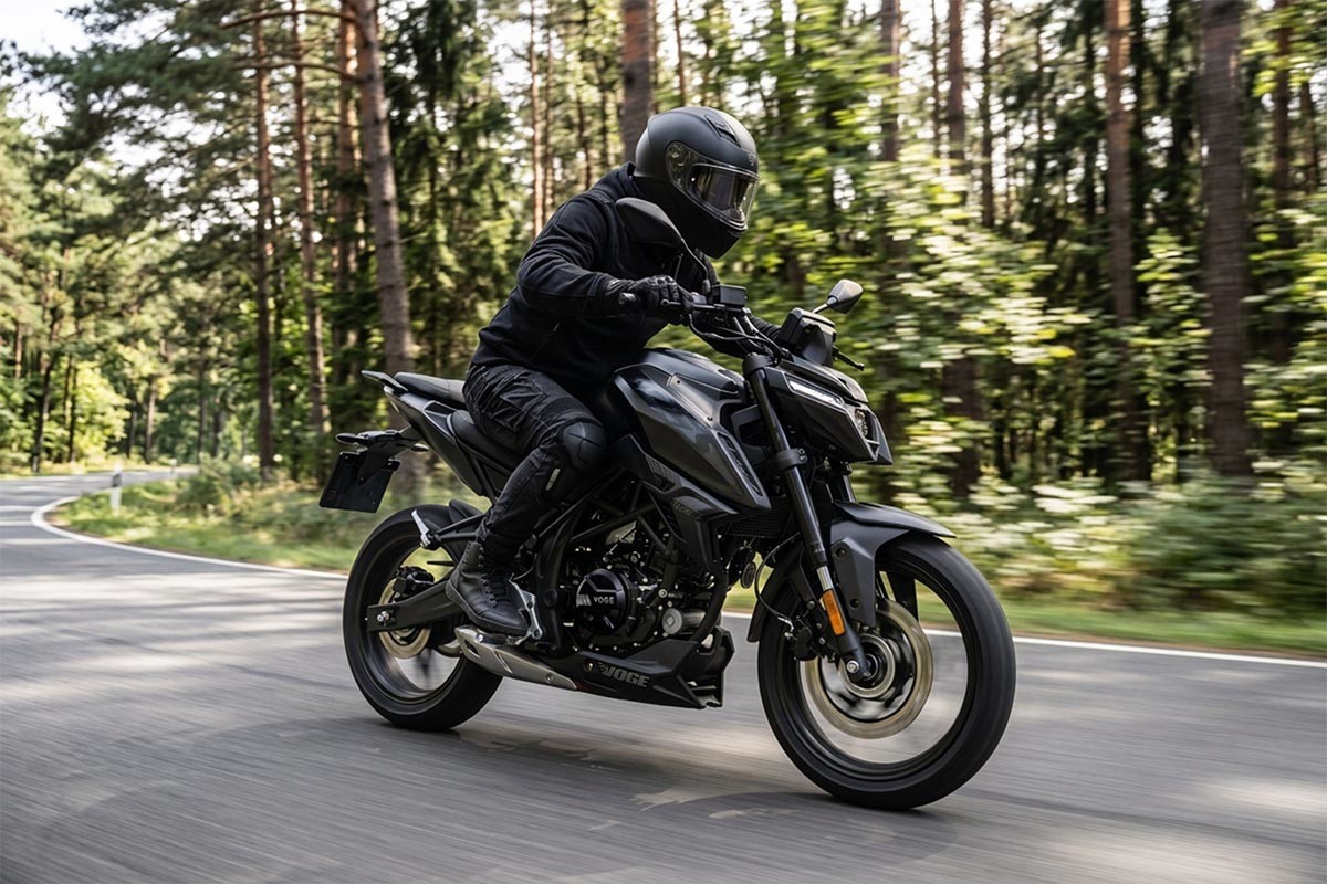 Fotos Voge amplía su gama con la 125RS, su nueva naked de corte deportivo