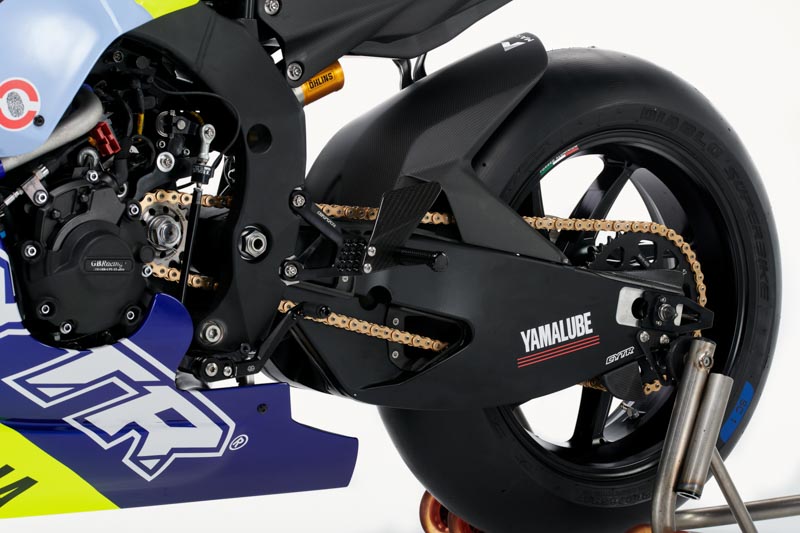 yamaha R1 GYTR VR46 Tribute 8