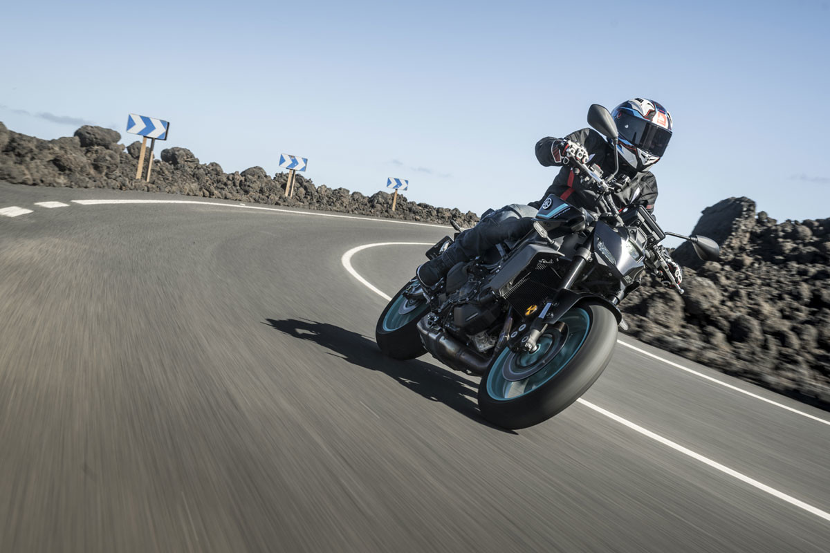 Fotos Prueba Yamaha MT-09 2024 (Vídeo)