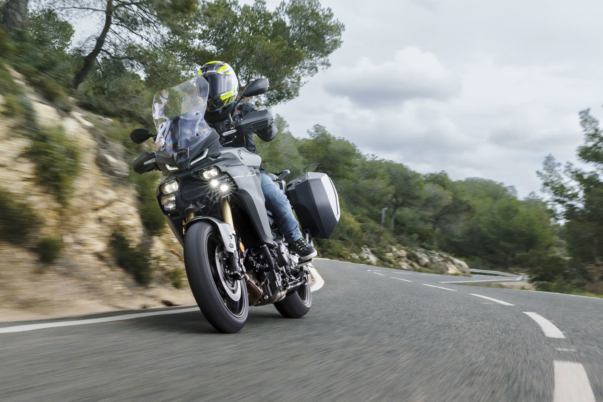 Fotos Prueba Yamaha Tracer 9 GT 2025 (vídeo)