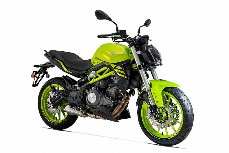 Fotos Benelli 302S 2019-2020