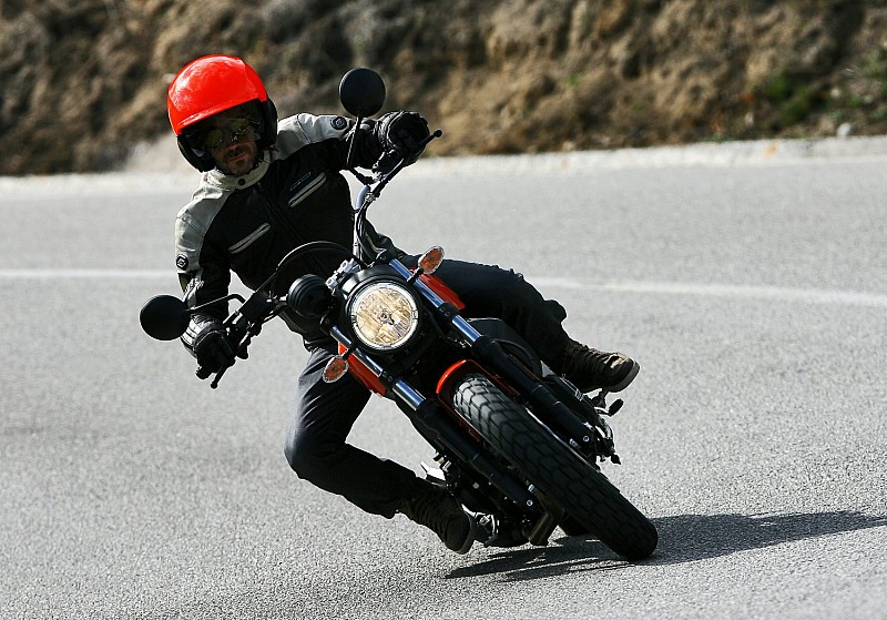 Ducati Scrambler Sixty2 presentacion