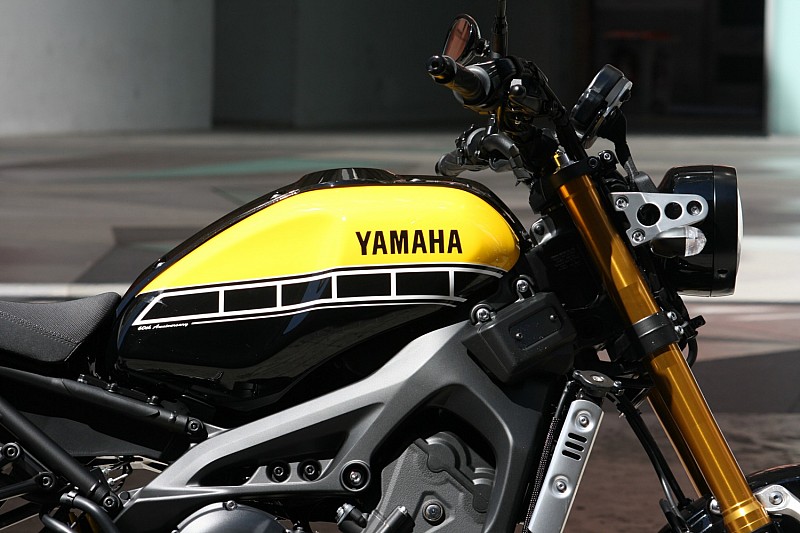 Prueba Yamaha XSR900
