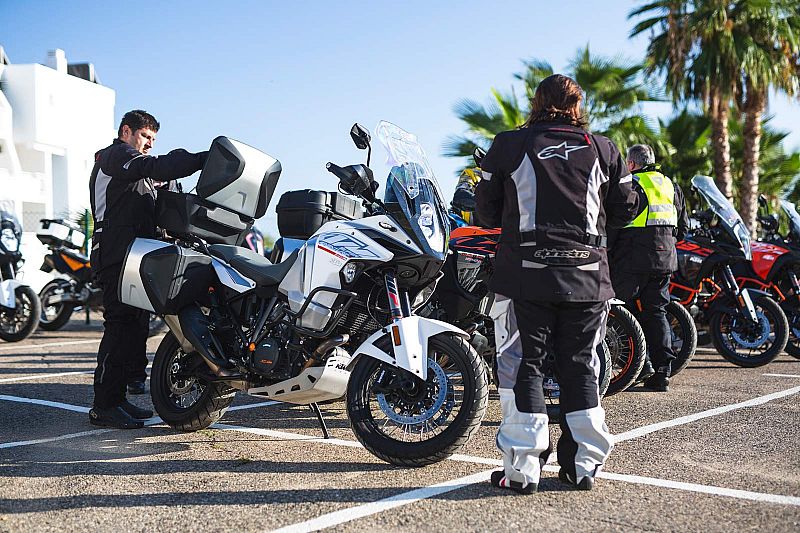 Reunión KTM Adventure Almería 2018