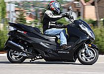Probamos el nuevo Goes G-125 Max: aires de grandeza