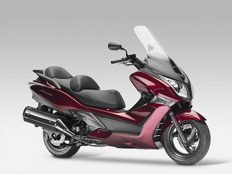 Fotos Honda SW-T 400 ABS