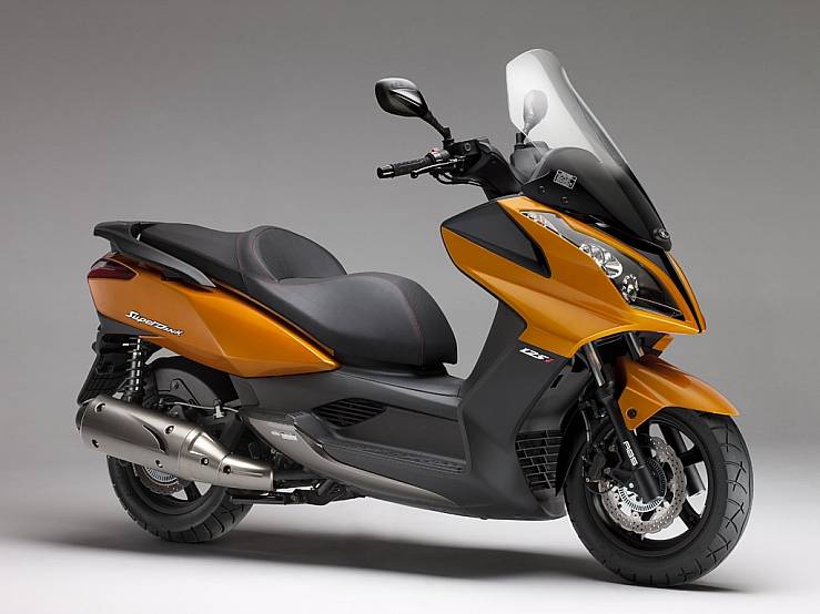 Fotos KYMCO Super Dink 125 ABS 2014-2015