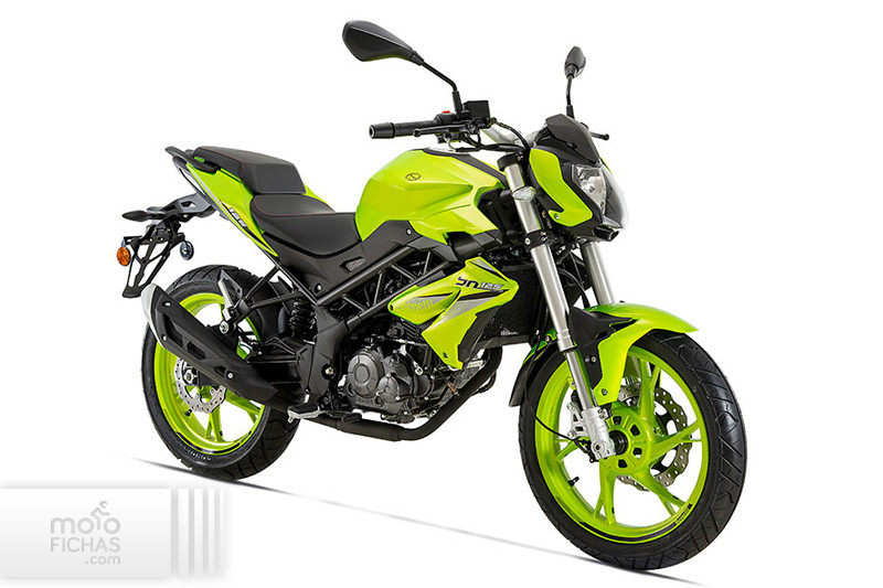 01-benelli-bn-125-2021-estudio-verde.jpg