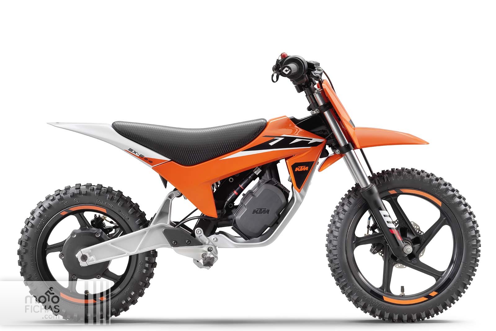 10-ktm-sx-e-2-12-2027-estudio-naranja-01.jpg