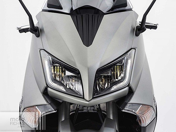 Fotos Yamaha planea nuevas versiones para el T-Max 530