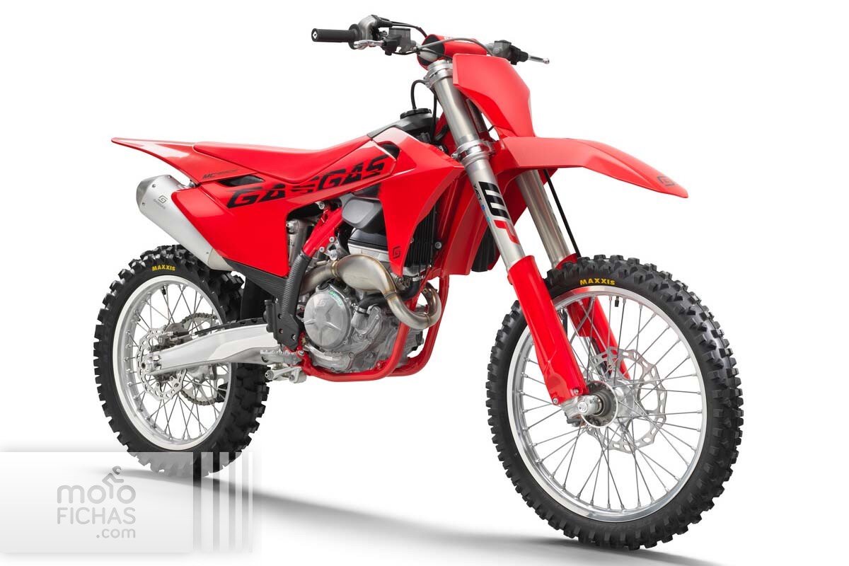 10-gasgas-mc-250f-2025-estudio-roja-01.jpg