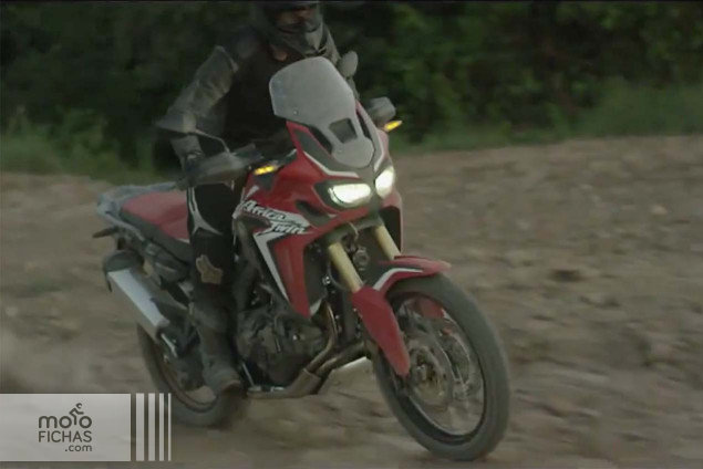Honda-CRF1000L-Africa-Twin-video 1