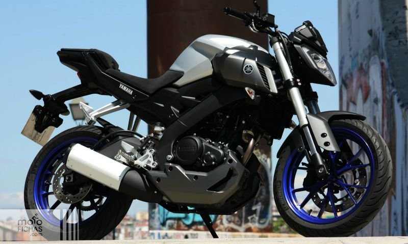 prueba yamaha MT-125 estatica lateral texto