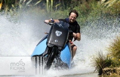 Fotos Gibbs Biski: la moto anfibia (video)