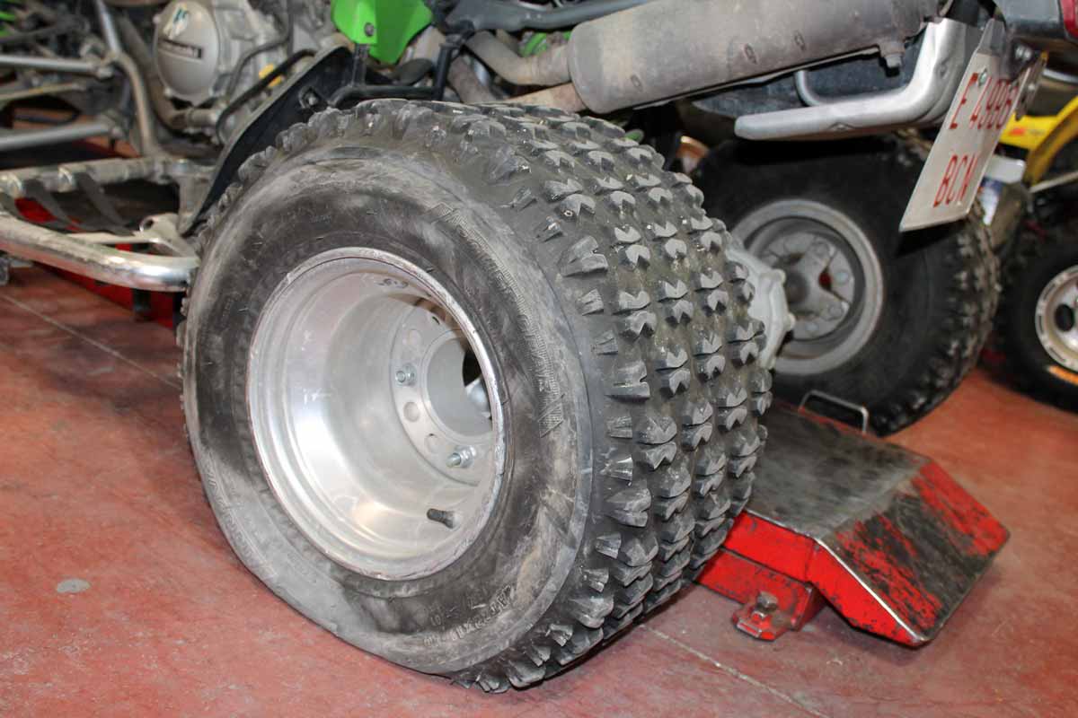 Fotos Curso rápido: Cómo arreglar un pinchazo en un ATV
