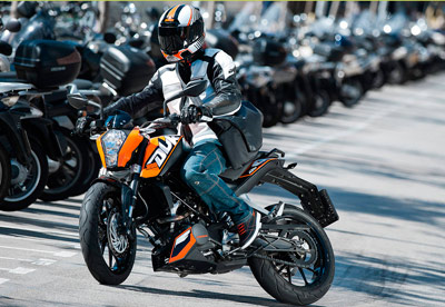 ktm_390_duke_scoop-p