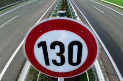 La DGT quiere aumentar el límite a 130 km/h  (image)