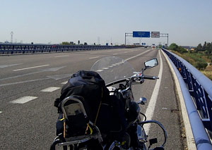 El tráfico en las autopistas de peaje cae cerca de un 10% en 2012 (image)