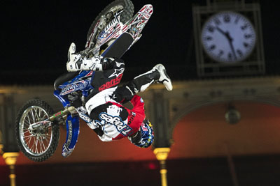 red_bull_x-fighters_2013_04