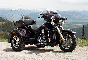 Harley-Davidson Tri Glide Ultra Classic: duros en triciclo (image)