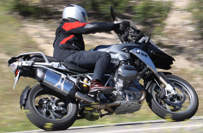 prueba-bmwr1200-gs-2013-accion-lateral