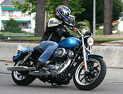 Prueba Harley Davidson Sportster 883 Super Low: My way (image)